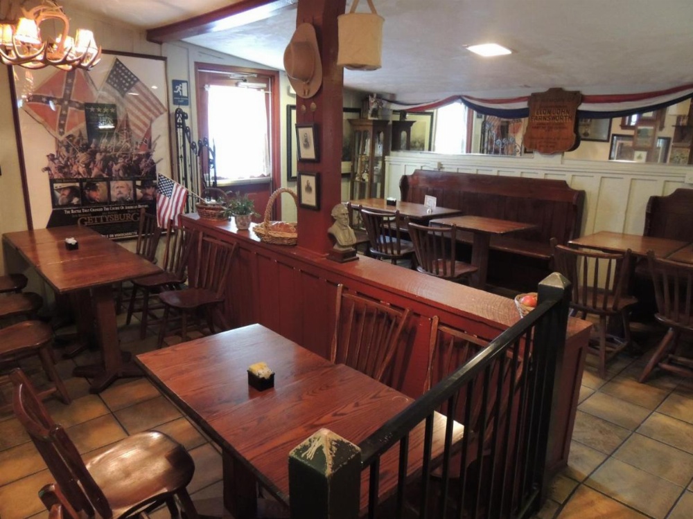Farnsworth House Inn Image 25