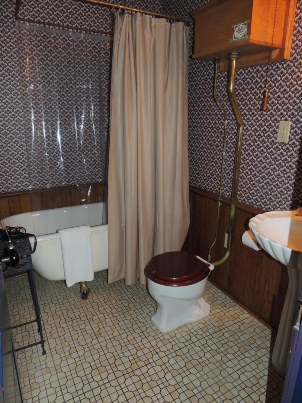 Farnsworth House Inn Image 33